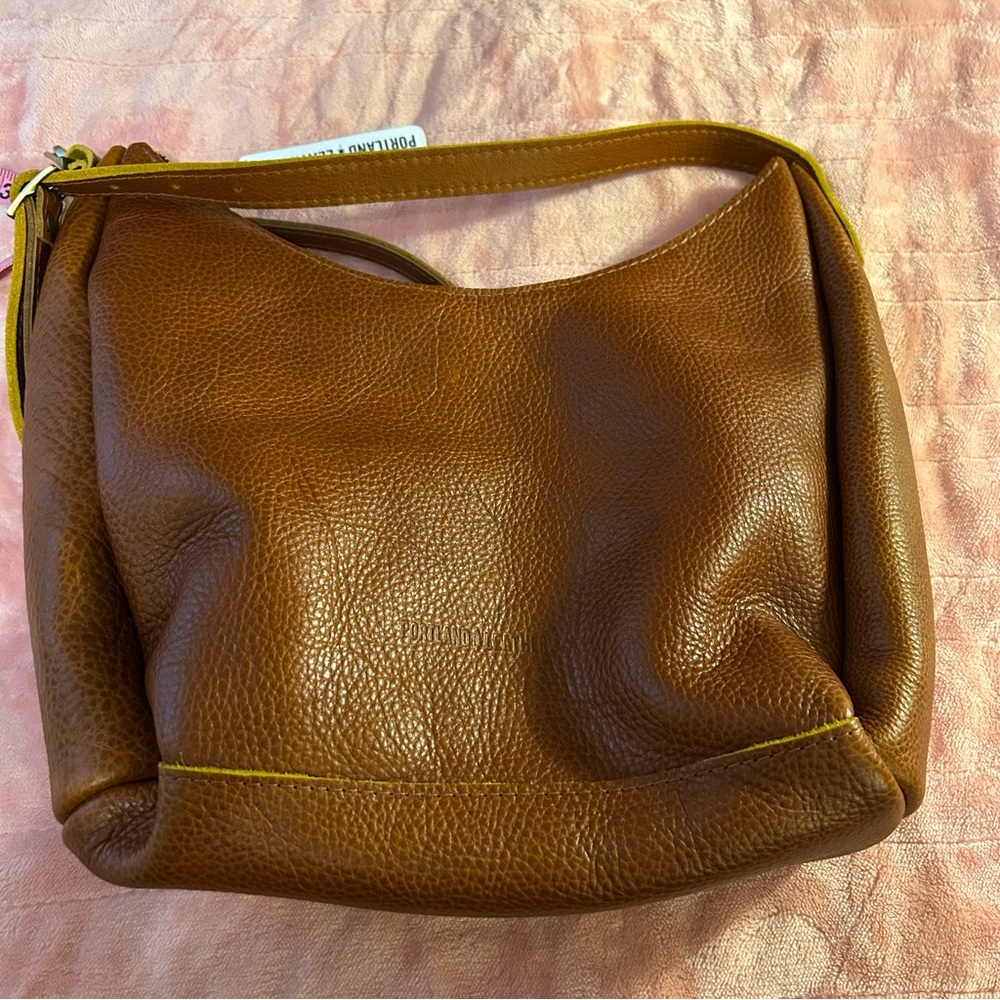 (*Extra strap!*) Brown Leather Shoulder Aspen Bag in Sienna